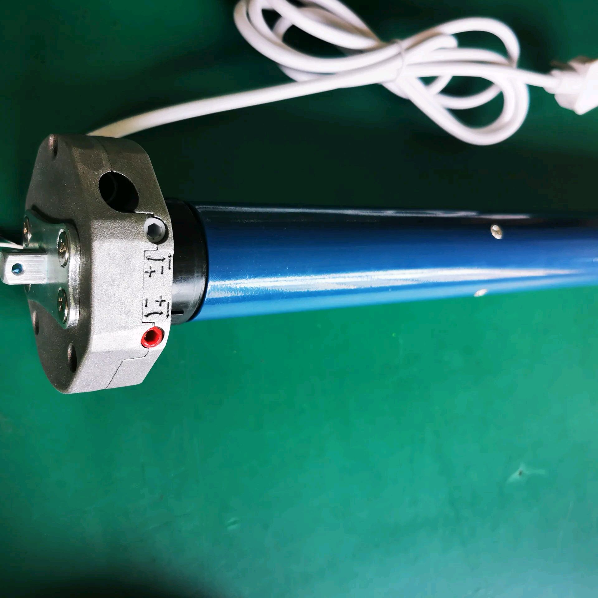 卷簾門(mén)管狀電機(jī)限位調(diào)節(jié)方法