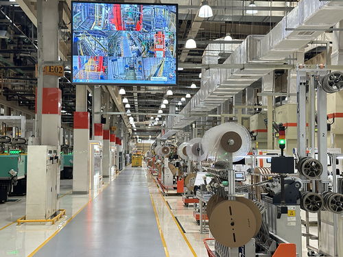 高質量發展調研行 追尋智能工廠里的靜謐榮光